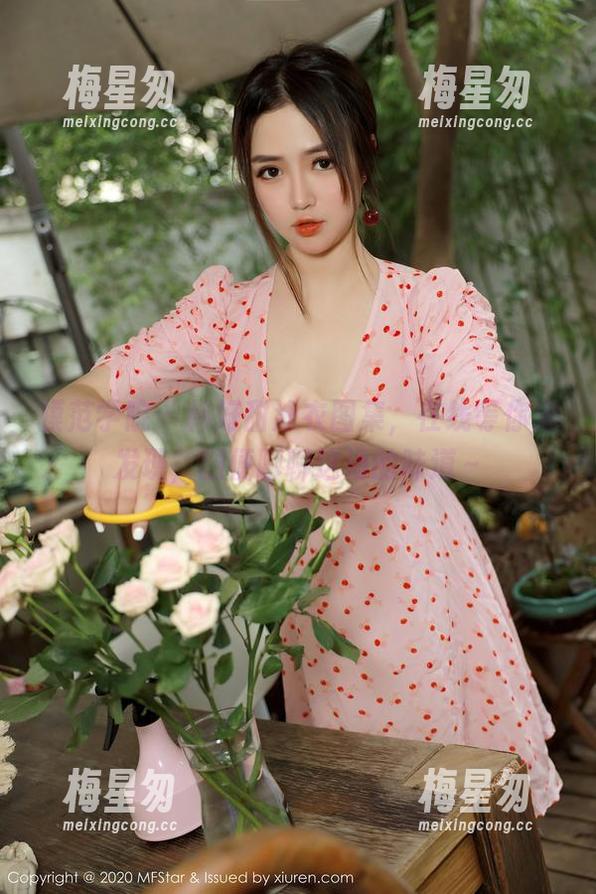 模范学院 - 韩好甜泳衣图集,在线等你来发现,顺便聊聊这海的味道~-梅星匆 模范学院 - 韩好甜泳衣图集,在线等你来发现,顺便聊聊这海的味道~-梅星匆