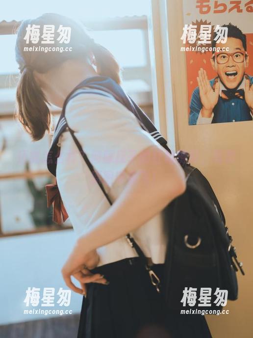 还能怎么样?河豚抚子的红裙摄影,写真原图带你飞!-梅星匆 还能怎么样?河豚抚子的红裙摄影,写真原图带你飞!-梅星匆