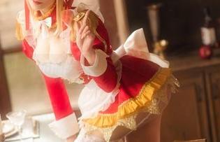 再盯着爱老师phd的岁红霞，明日方舟更新真教人心痒痒！