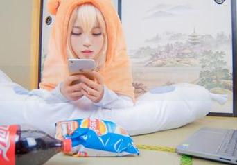 白易子教主的cos分享：我在尼尔机械纪元里又要迷失了呜呜