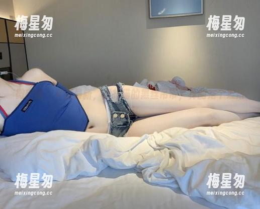 微密圈 - 年度最新,相扑猫的黑丝吊带,真的是个混搭神话。-梅星匆 微密圈 - 年度最新,相扑猫的黑丝吊带,真的是个混搭神话。-梅星匆