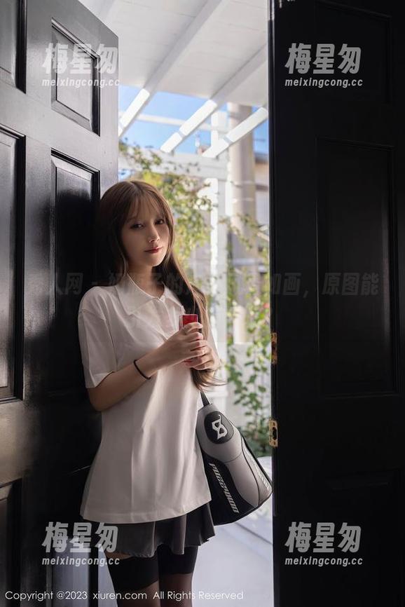 秀人网 - 奶瓶子的户外风景如画,原图能引发多少脑洞呢?-梅星匆 秀人网 - 奶瓶子的户外风景如画,原图能引发多少脑洞呢?-梅星匆
