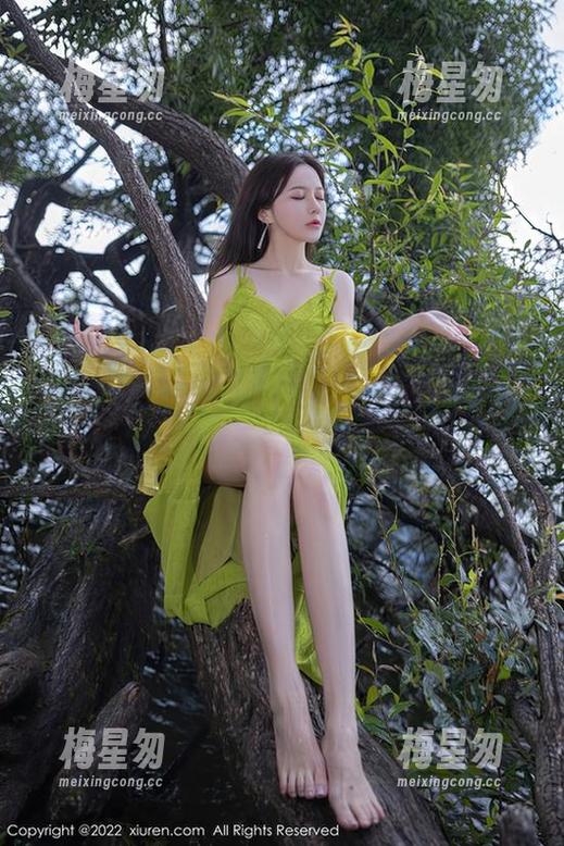 秀人网 - 小薯条nienie的女友写真,原图里藏着无限的小心思!-梅星匆 秀人网 - 小薯条nienie的女友写真,原图里藏着无限的小心思!-梅星匆