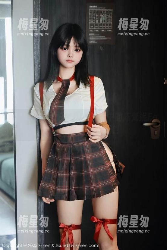 秀人网 - 被女王显威!私房中的陈梵妮Fanny教我们何为优雅!-梅星匆 秀人网 - 被女王显威!私房中的陈梵妮Fanny教我们何为优雅!-梅星匆