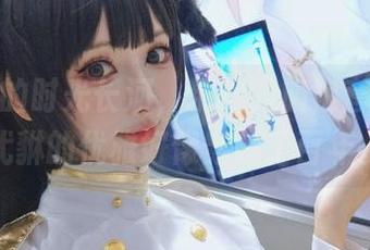 紫氯氯的时光长河，精选的旗袍套图，能代貅的优雅好像穿越了百年。