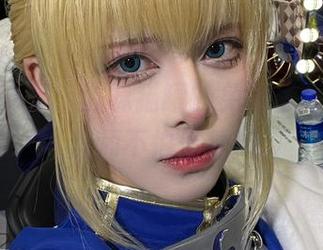 宅男的梦想：腥味猫罐的免费写真，半妖庭师不怕你看！