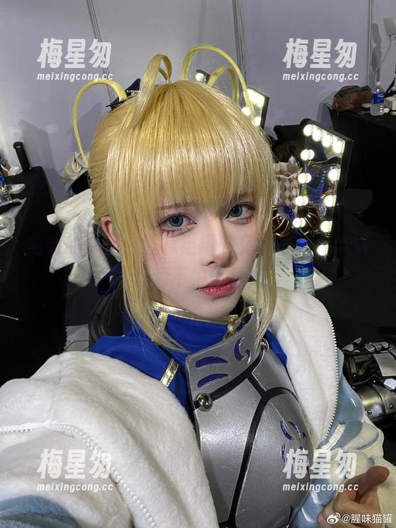 宅男的梦想：腥味猫罐的免费写真，半妖庭师不怕你看！-梅星匆