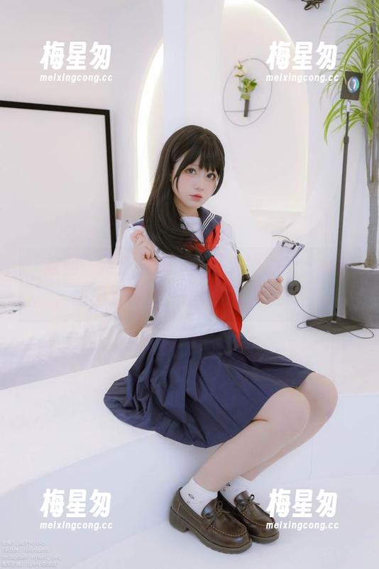 “救助”两全其美：荒井喵喵的护士自拍，原图五颗星，壁纸再也不换了！-梅星匆