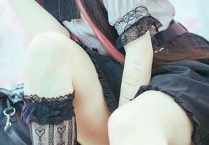 一位博主的锻炼日：落落Raku的合集能让你忘掉健身的苦涩