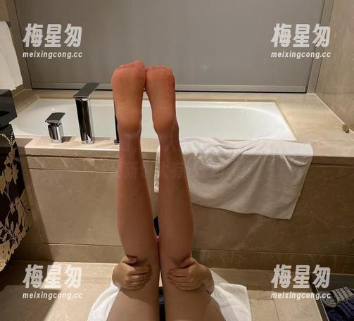 微密圈 - 慢慢看,迷人的五姨太最新女友作品,更新也太有意思了吧!-梅星匆 微密圈 - 慢慢看,迷人的五姨太最新女友作品,更新也太有意思了吧!-梅星匆