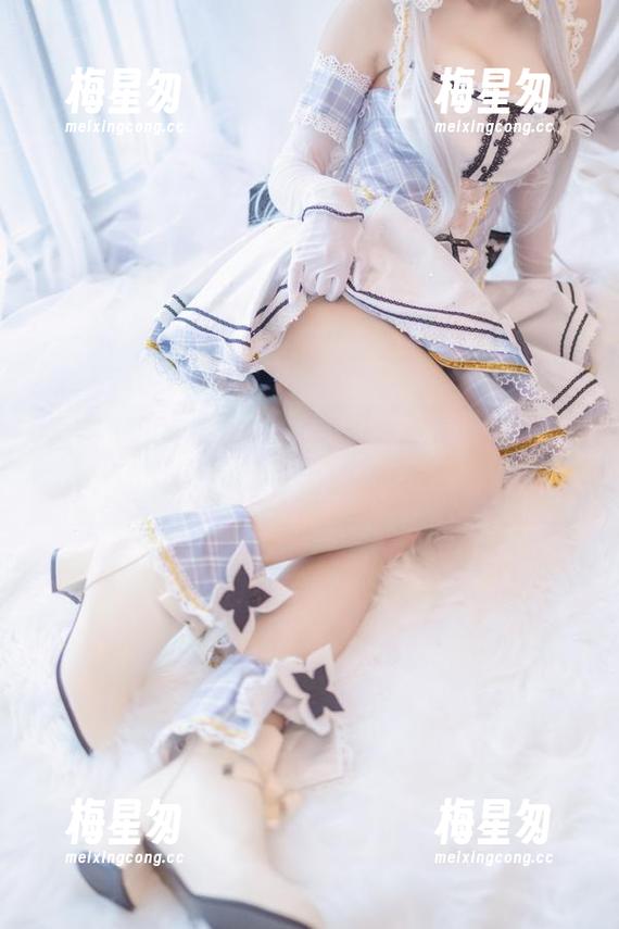 看完里见年一的美图更新,我突然想为他织一件新制服!-梅星匆 看完里见年一的美图更新,我突然想为他织一件新制服!-梅星匆