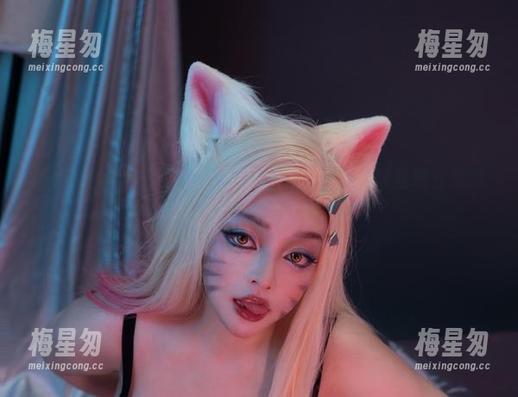阿寨寨的连衣裙在线？原图那个甩的！好像我现在需要个自信剂…...-梅星匆
