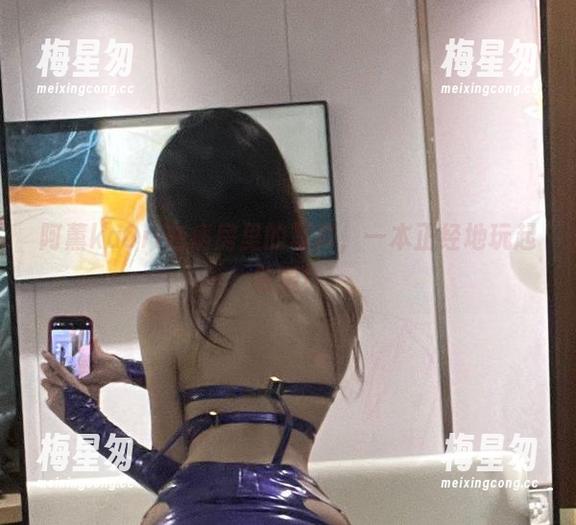 阿薰kaOri在病房里的写真,一本正经地玩起浪漫!-梅星匆 阿薰kaOri在病房里的写真,一本正经地玩起浪漫!-梅星匆