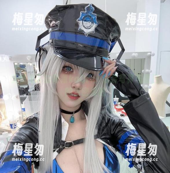 无圣光下的阿薰kaOri:泳装写真与夏日的亲密接触-梅星匆 无圣光下的阿薰kaOri:泳装写真与夏日的亲密接触-梅星匆