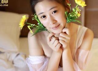 青豆客 - 徐妍馨Mandy的海边写真：没准备好就被美景震撼了，只能默默记录这一切。