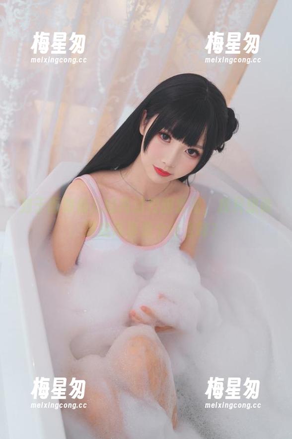 对于面饼仙儿的高清校服套图，我只想说：到底青春是个什么味？-梅星匆