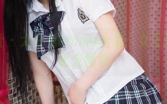 魅妍社 - 大白兔emma合集：女王的快乐时光图包