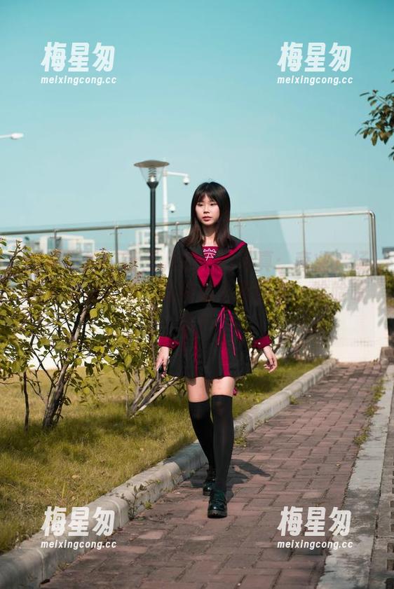 魔镜街拍 - 萌宝儿的奇幻写真:商业广场的包臀裙肉丝,哈哈镜下那画面,哈哈哈哈!-梅星匆 魔镜街拍 - 萌宝儿的奇幻写真:商业广场的包臀裙肉丝,哈哈镜下那画面,哈哈哈哈!-梅星匆