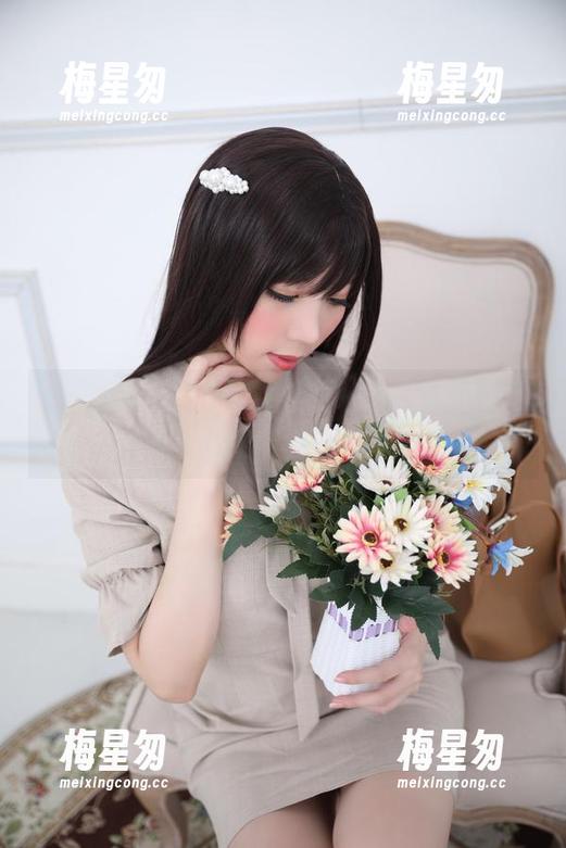 本周新鲜出炉:鹿野希的JK,无意中发现的那些小细节真耐人寻味。-梅星匆 本周新鲜出炉:鹿野希的JK,无意中发现的那些小细节真耐人寻味。-梅星匆